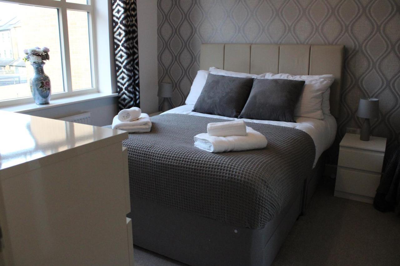 Haven - Spacious Luxury Home Perfect For Families, Couples And Contractors! 5Mins To Xscape And Junction 32! Castleford Kültér fotó